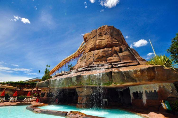 Piazza Diroma Com Acesso Gratuito Ao Acqua Park E Splash * Caldas Novas